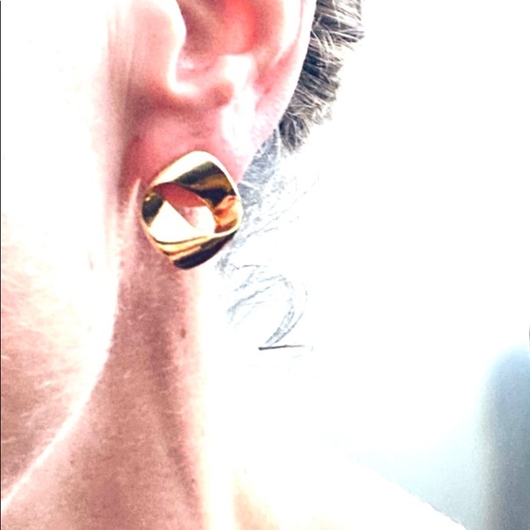 Lady Remington LR Signed Gold Tone Vintage Earrings. - Picture 9 of 9